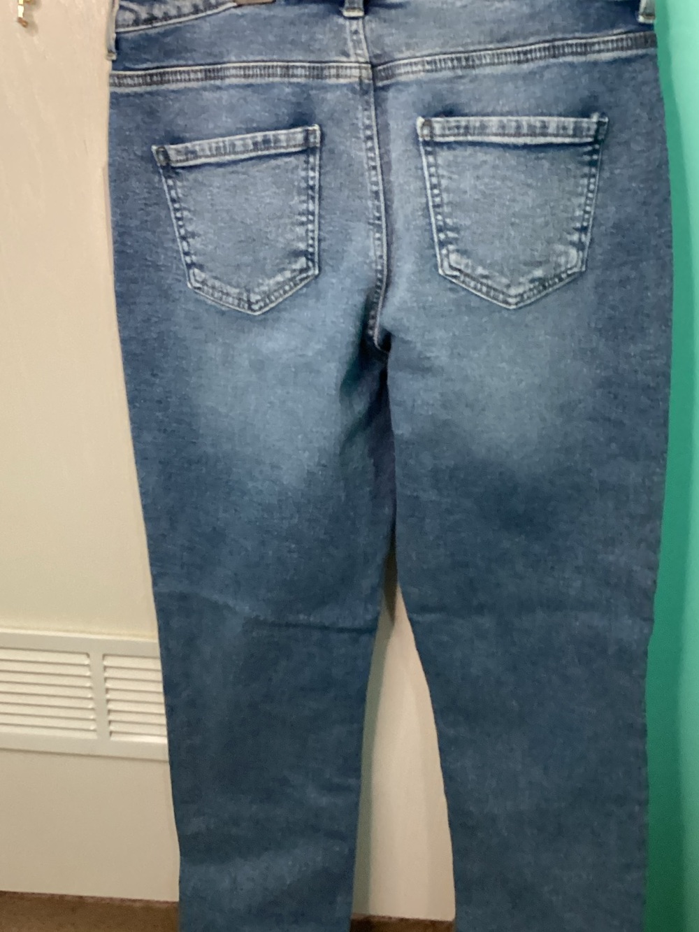 Time and Tru Medium Blue Skinny Jeans with Side Studs - Picture 4 of 6